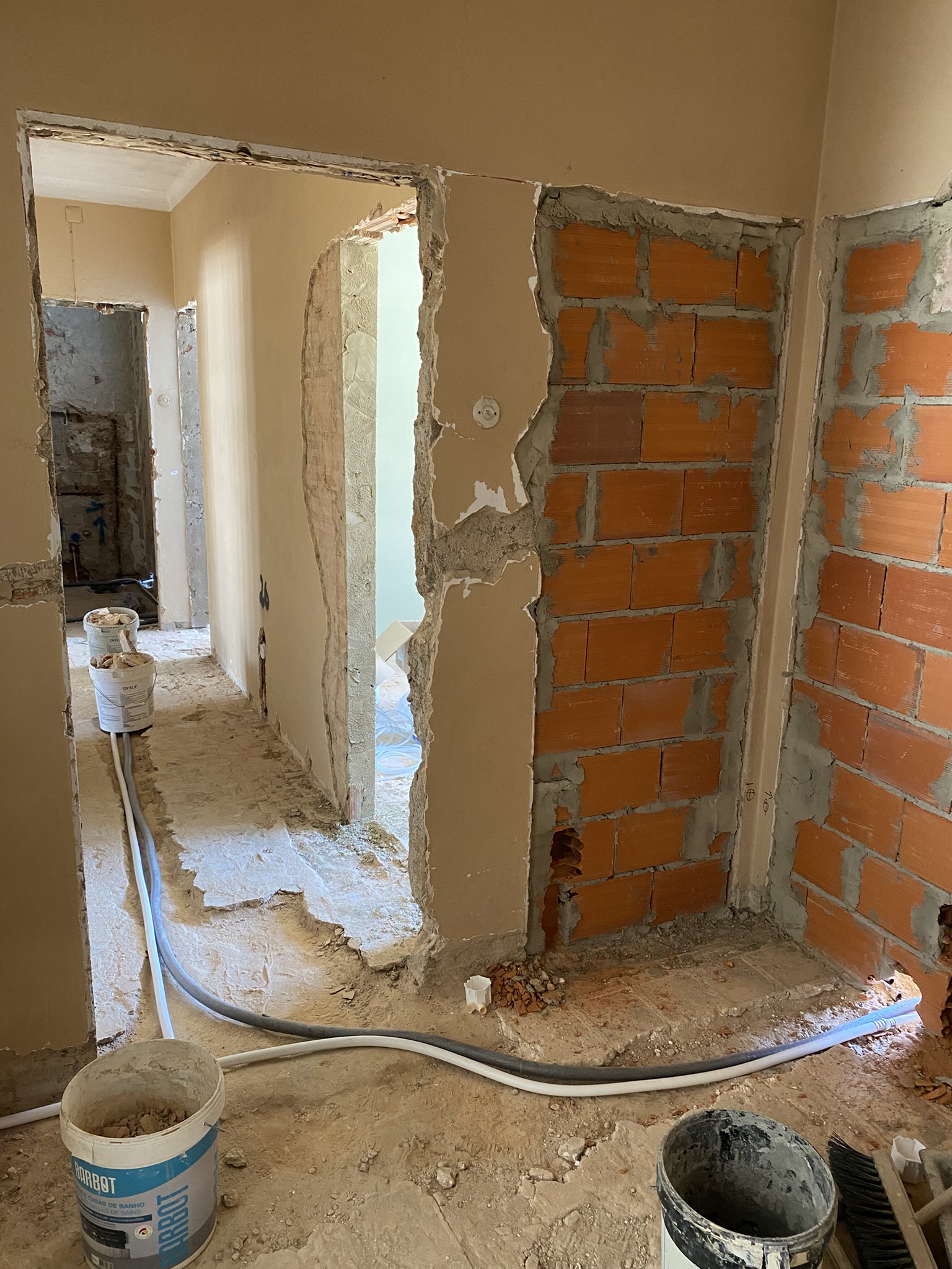 First Floor entrance restauration