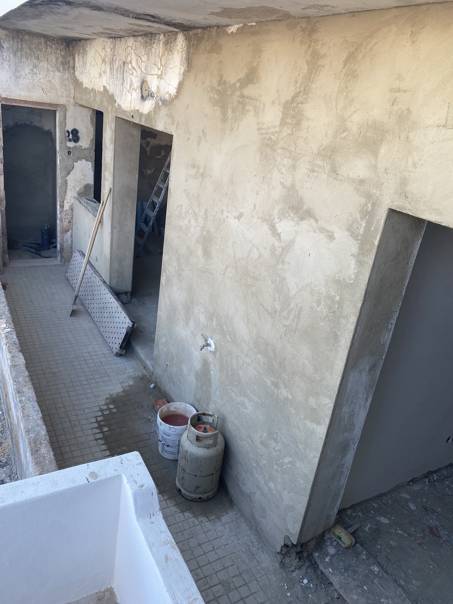 First Floor entrance restauration