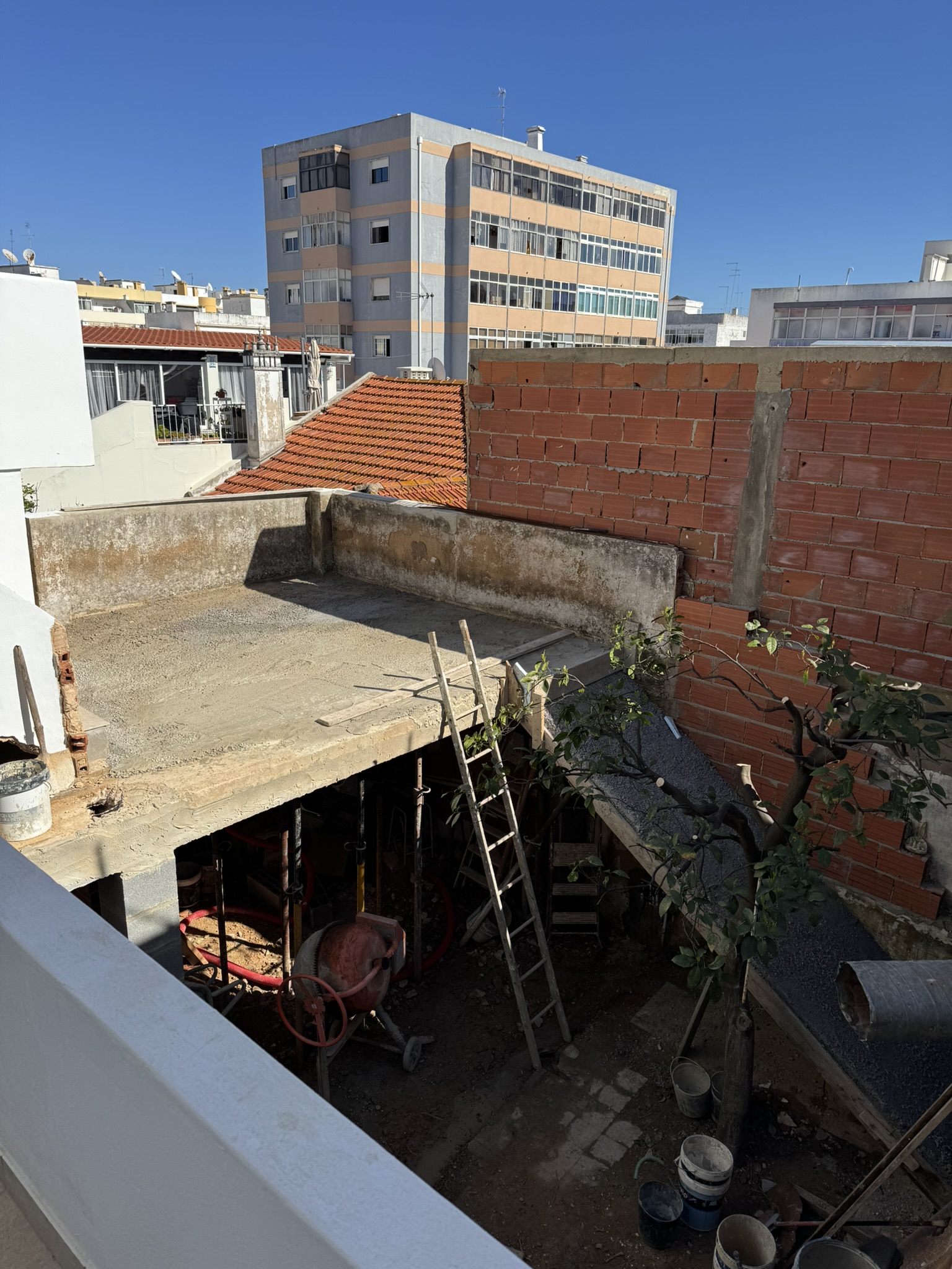 New courtyard stairs foundation