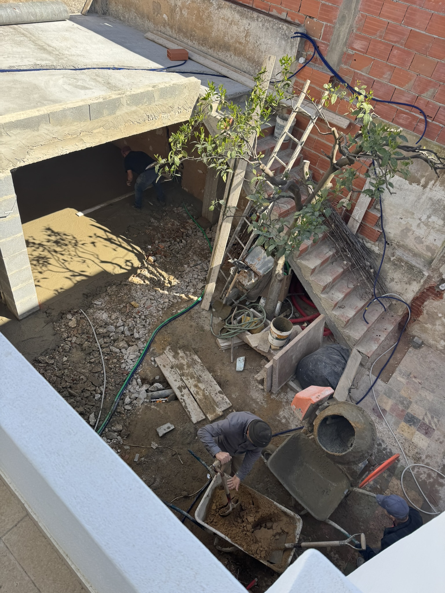 electric cable pipes