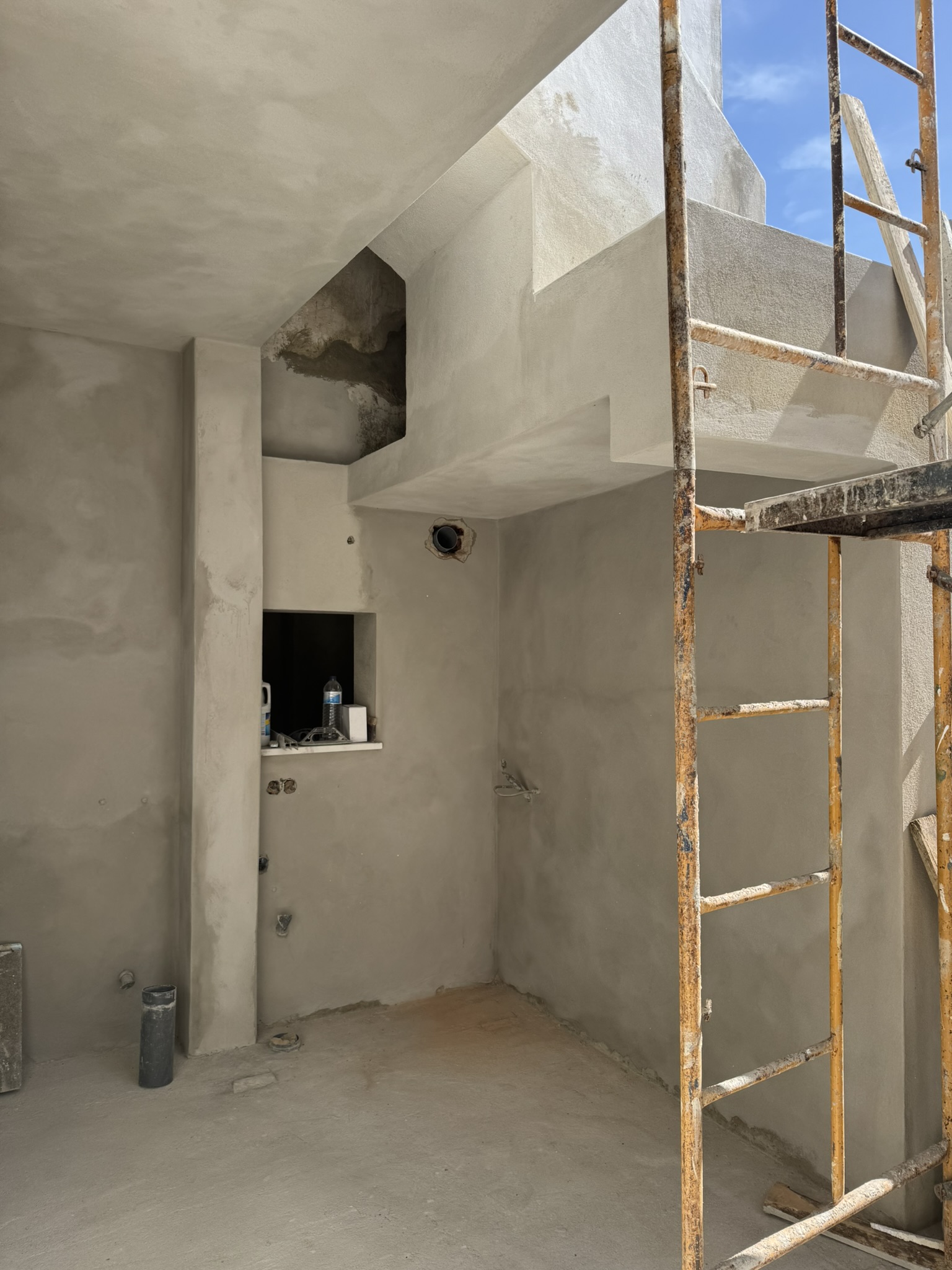 Canopy scaffolding