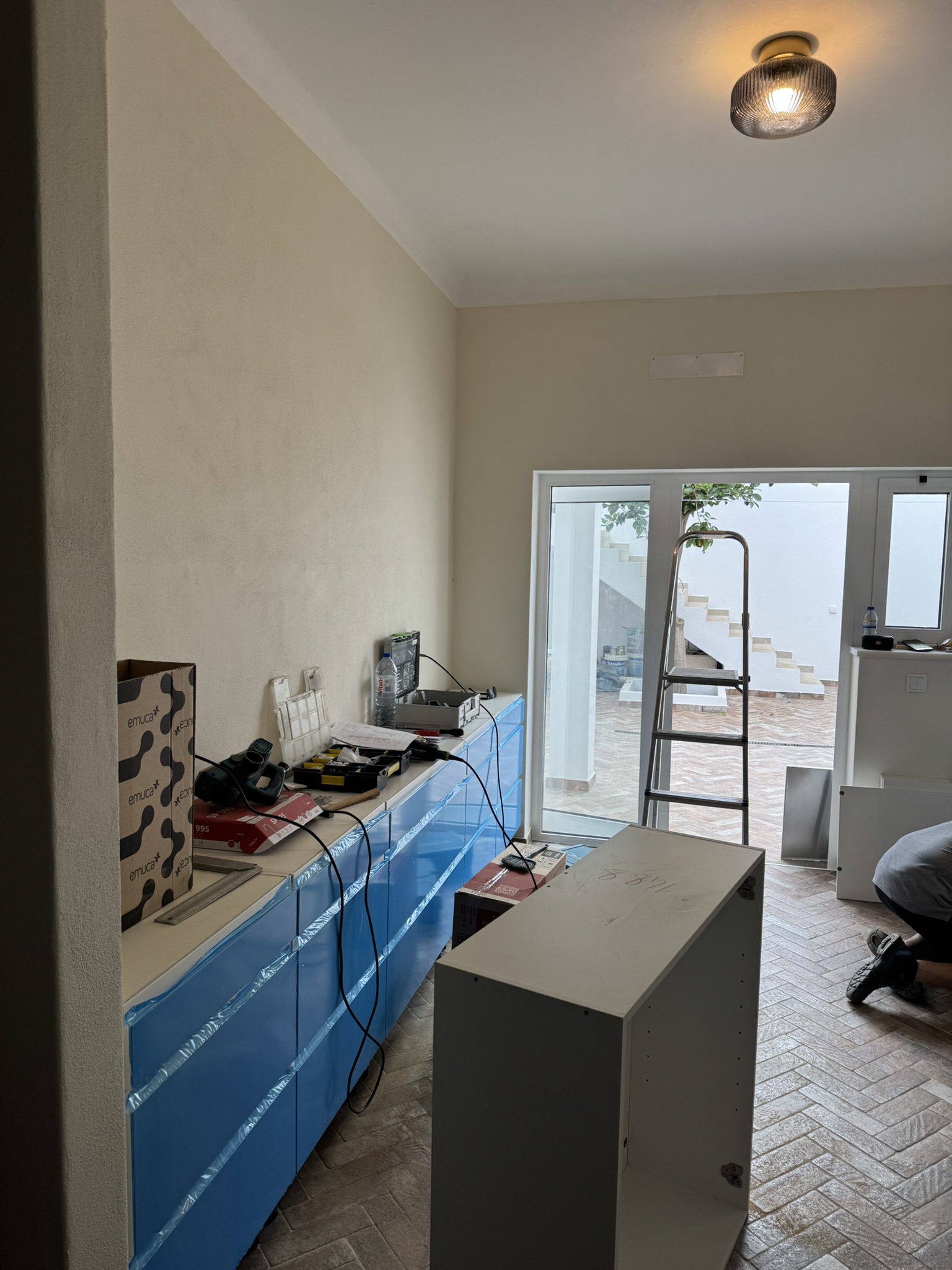 Kitchen furniture